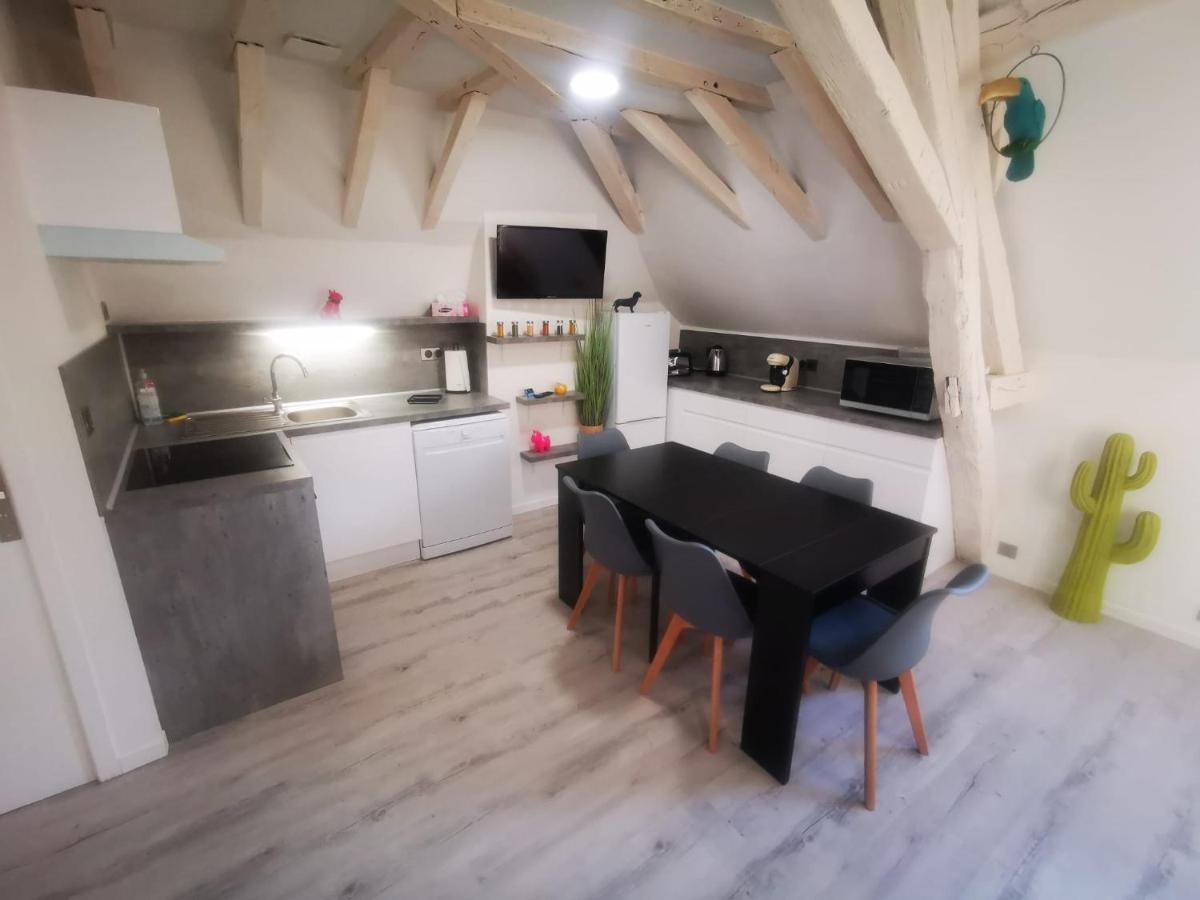 Au Numero 6 Le Fun Chateauroux Exterior photo